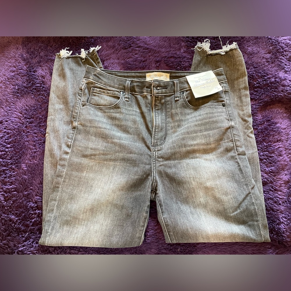 Women’s Abercrombie Dark Gray Super Skinny Ankle High Rise Jeggings Size 8